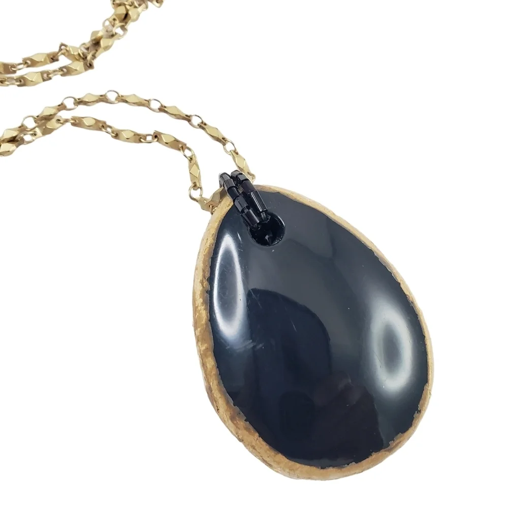 Chico's long pendant necklace gold tone black